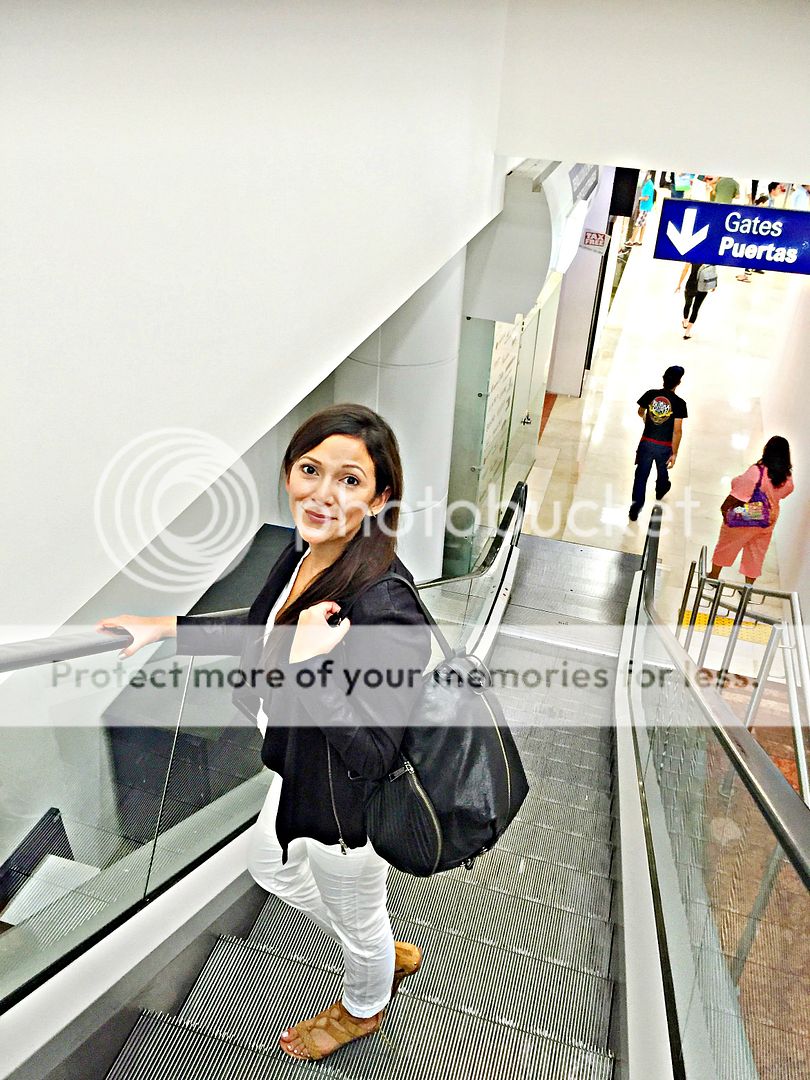 How to Wear White Clothes on Vacation (and Undergarments)